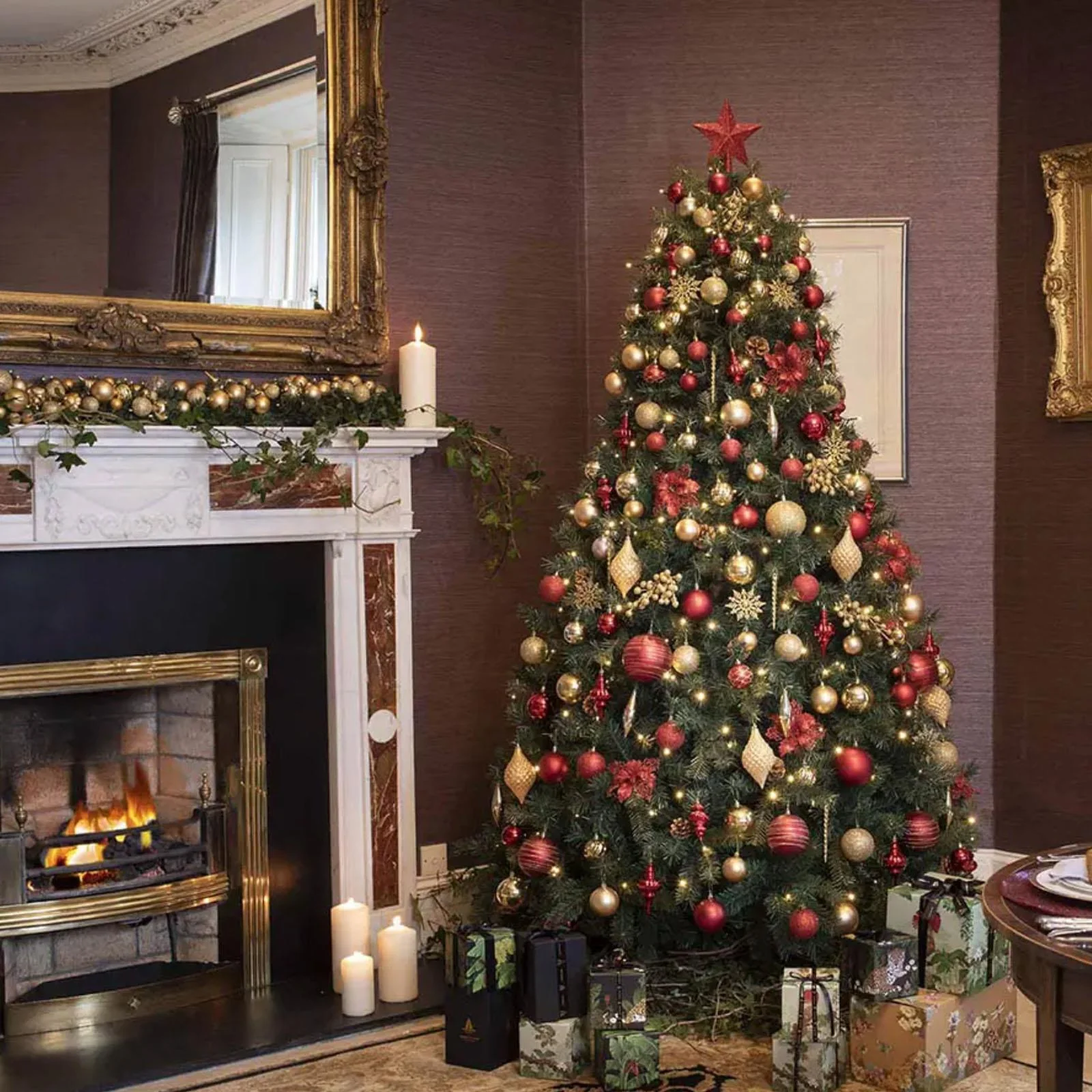 Portland Fir 8ft Decorated Christmas Tree - Twin Peaks (Red) - Image 2